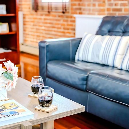 Jennifer'S Riverfront Foundry Apartment Downtown Providence Eksteriør bilde
