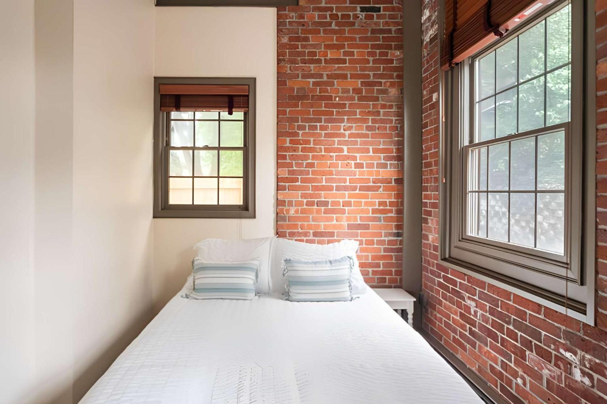 Jennifer'S Riverfront Foundry Apartment Downtown Providence Eksteriør bilde