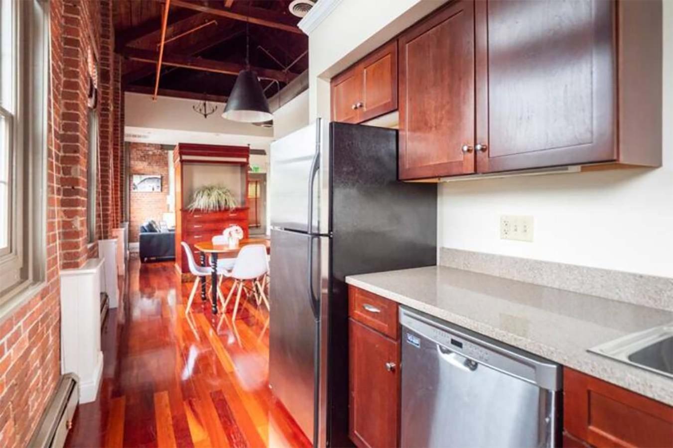 Jennifer'S Riverfront Foundry Apartment Downtown Providence Eksteriør bilde